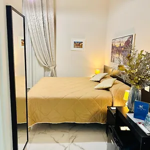 Kambal Maison , Рим Италия